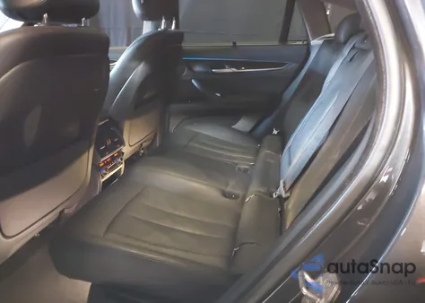 2015 BMW X6 xDrive35I z USA, uszkodzony, nr VIN 5UXKU2C59F0N77889